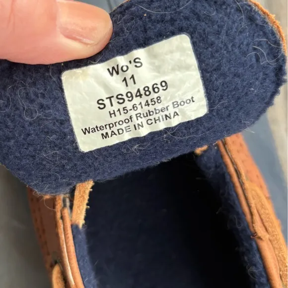 Sperry waterproof low duck boots