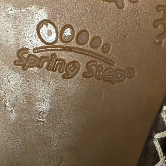 Spring Step L'Artiste Oceanside Brown Sandals Kitten Heel flowers Size 9