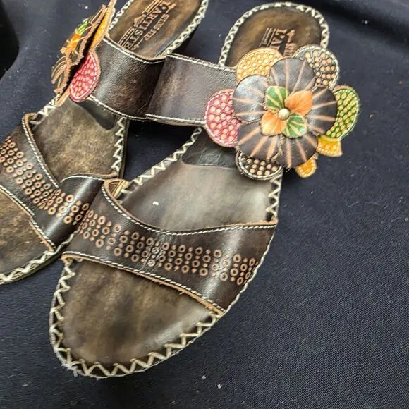 Spring Step L'Artiste Oceanside Brown Sandals Kitten Heel flowers Size 9