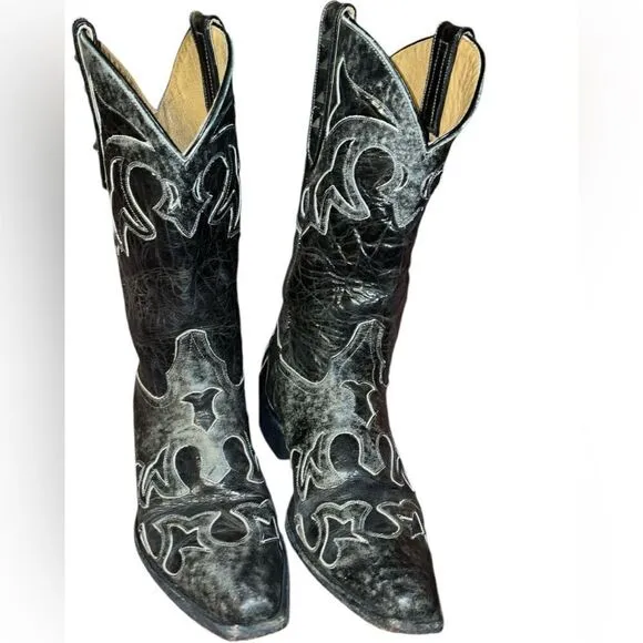 Sterling River CowGirl Cowboys Black/Gray Embroidered Leather Made InMexico