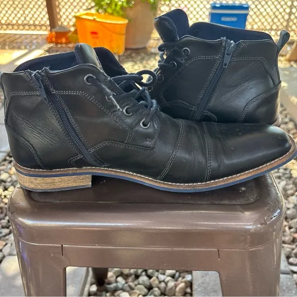 Steve Madden Black Leather Lace-Up Boots