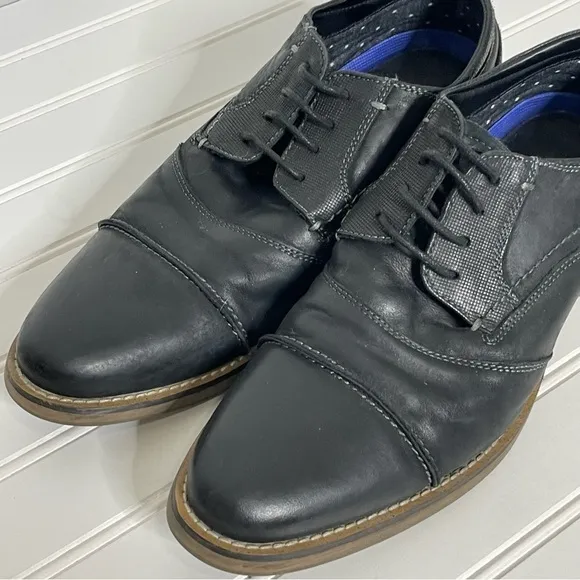 Steve Madden Black Pinsen Cap Toe Derby 416