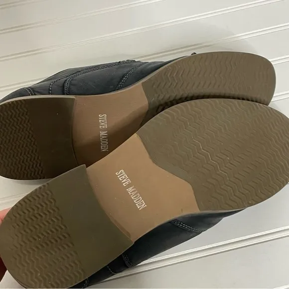 Steve Madden Black Pinsen Cap Toe Derby 416