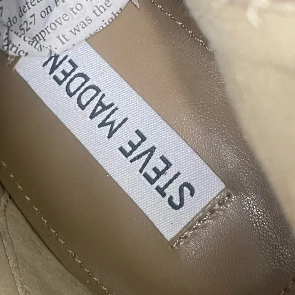 Steve Madden Kare Lace Up Heeled BOUTIQUE Ankle Booties‎ in size 9.5 M
