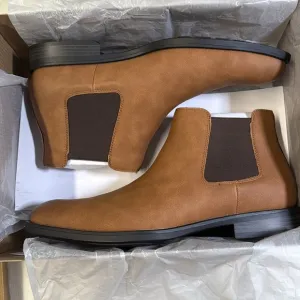 Steve Madden Men’s Maxxin Cognac Suede Chelsea Boots- 11