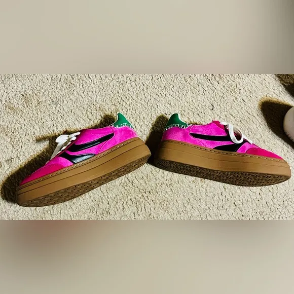 Steve Madden Pink and Black Sneakers Set Sz 7 Comfy Fit Platform