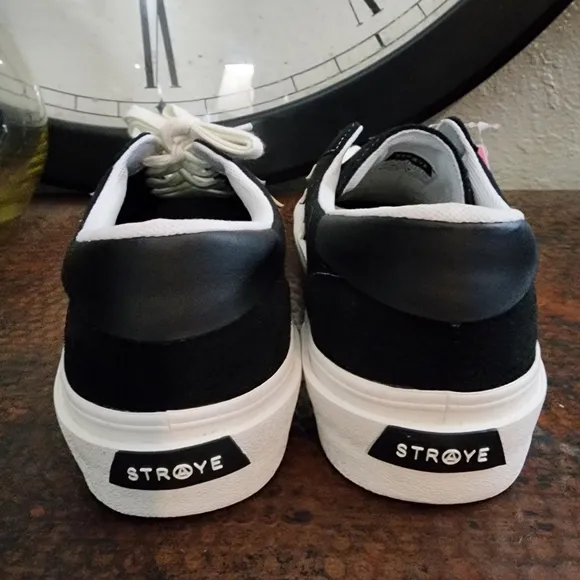 STRAYE Logan Black Flame Suede Low Top Skate Shoe