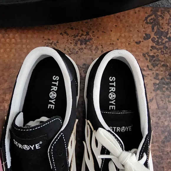 STRAYE Logan Black Flame Suede Low Top Skate Shoe