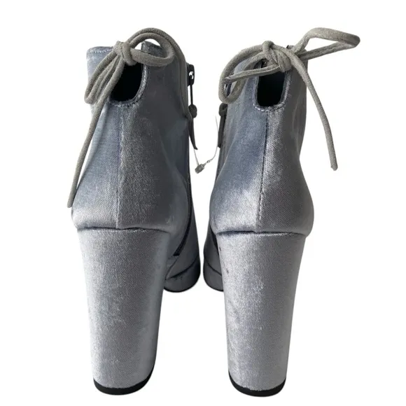 Stuart Weitzman Grandy Silver Bluish Steel Pane Velvet Ankle Boots Size 6.5M