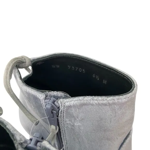 Stuart Weitzman Grandy Silver Bluish Steel Pane Velvet Ankle Boots Size 6.5M