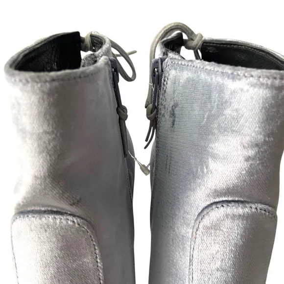 Stuart Weitzman Grandy Silver Bluish Steel Pane Velvet Ankle Boots Size 6.5M