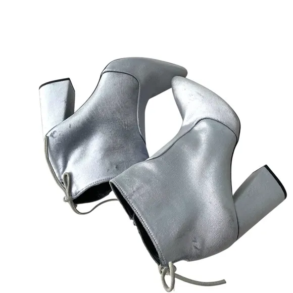 Stuart Weitzman Grandy Silver Bluish Steel Pane Velvet Ankle Boots Size 6.5M