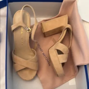 Stuart Weitzman Tan Dayna Platform Sandals