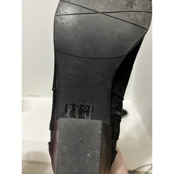 Stunning Aquatalia Ricarda 6.5 Black Suede Tall Dress Boots Stacked Block Heel