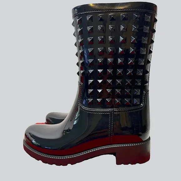 Stylish Valentino Rock Stud  Black Studded Rain Boots EU 38 NWOT