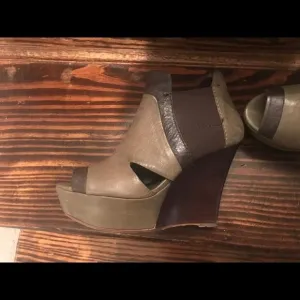 Stylish wedge shoes