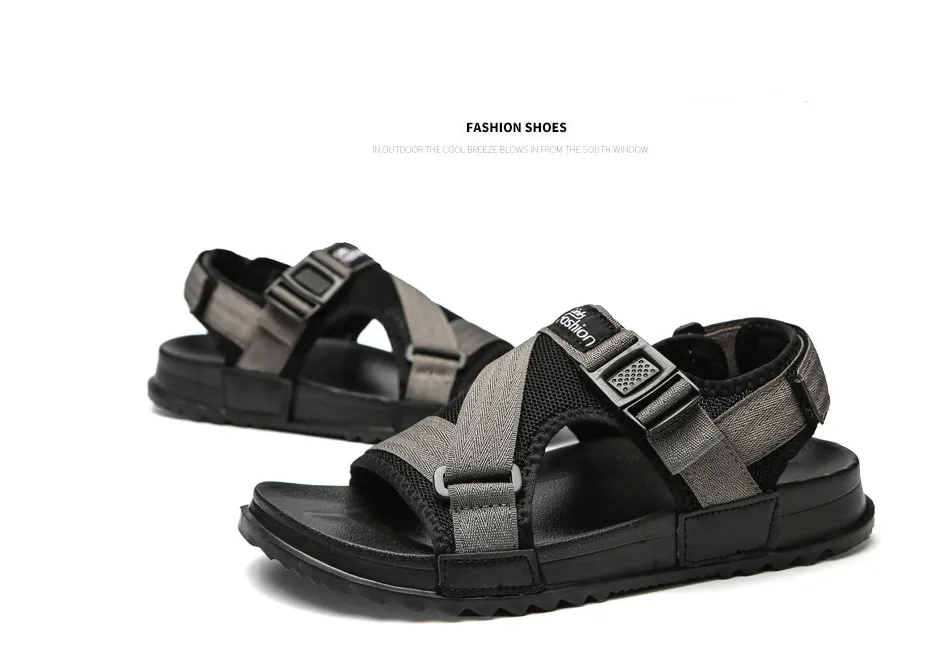 Summer new men's beach sandals Korean version of the wild buckle men's shoes
