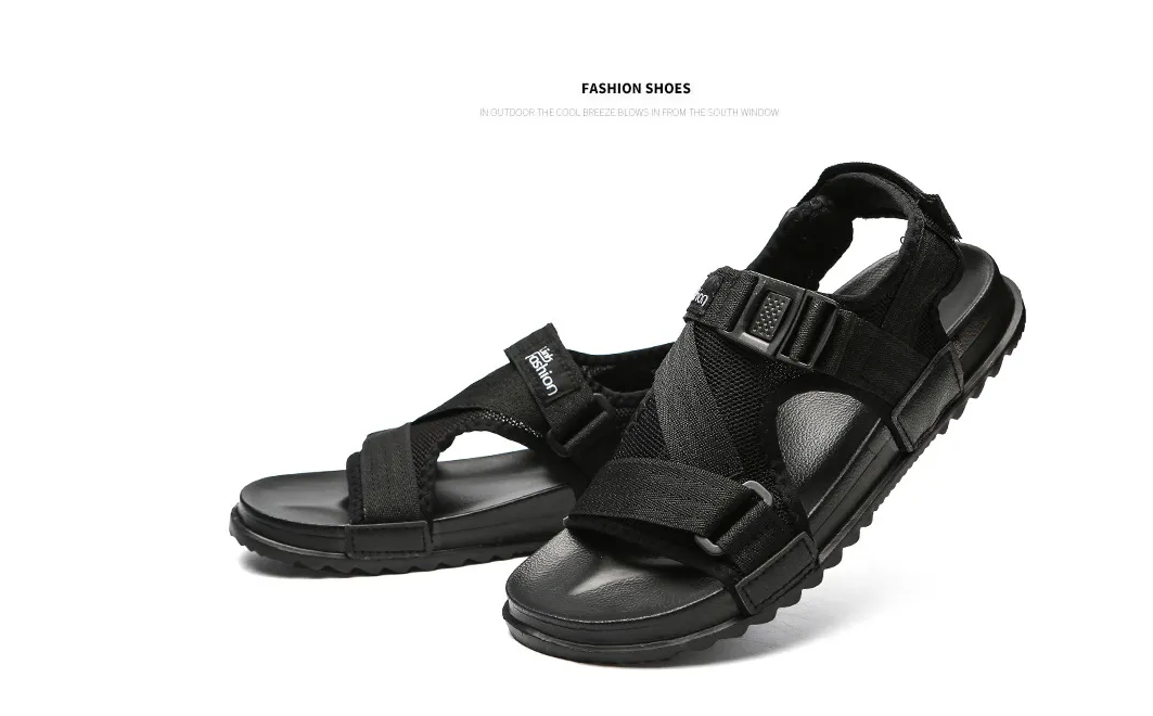 Summer new men's beach sandals Korean version of the wild buckle men's shoes