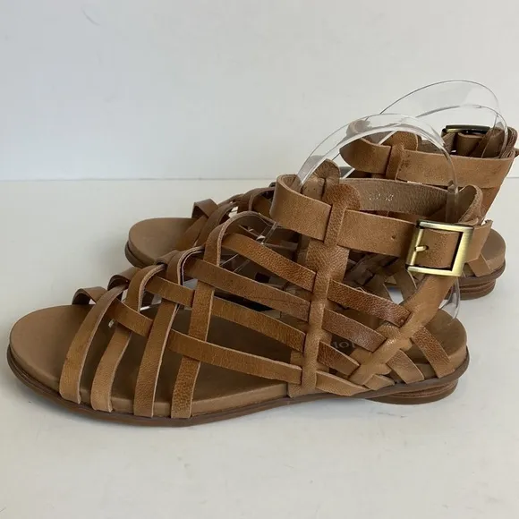 Sundance Antelope Gladiator Sandals Size 39