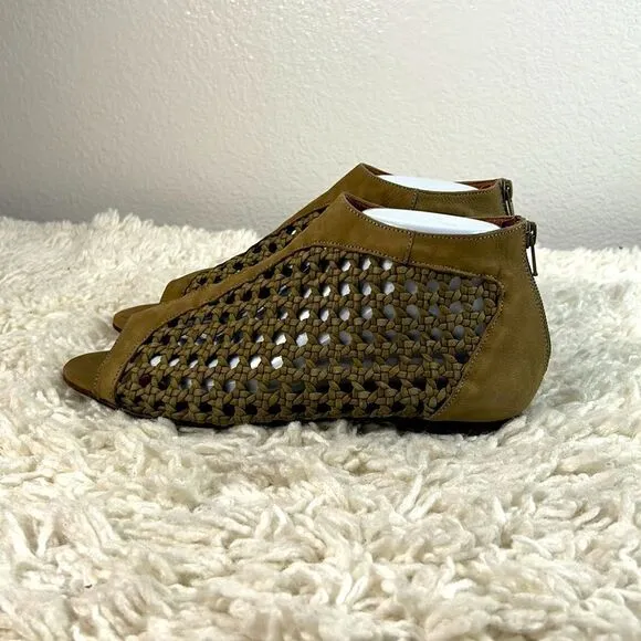 Sundance Delphia Sandals Peep Toe Woven Caning Flats Leather Brown Tan Size 40