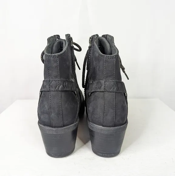 Teva Foxy Lace Up Heeled Leather Black Boots