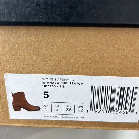 Teva Anaya Chelsea WaterProof Boots Brown size 5