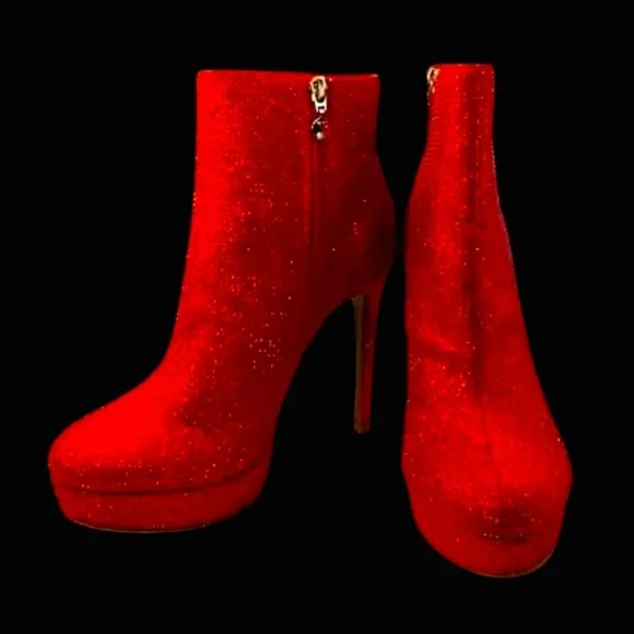 Thalia Sodi Women's Chiara Platform Booties W/Red Rhinestones. Sz 10 NIB