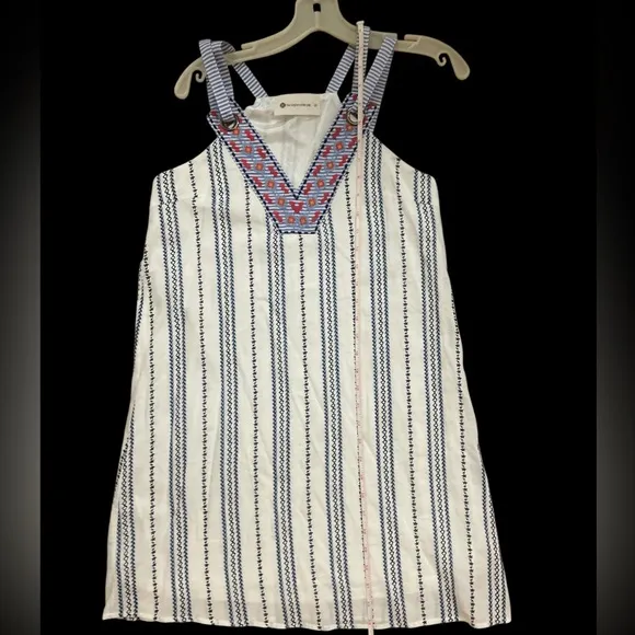 The impeccable pig blue white boho embroidered THML crisp summer sun dress XS