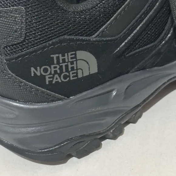 The North Face Boy’s Size 7 Black Truckee Mesh Hiking Shoes