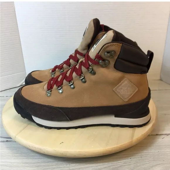 The North Face Men's Back to Berkeley IV Leather Waterproof Boots Sz 11.5 NEW!!