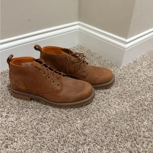Timberland Brown Chukka Boots with Suede Finish