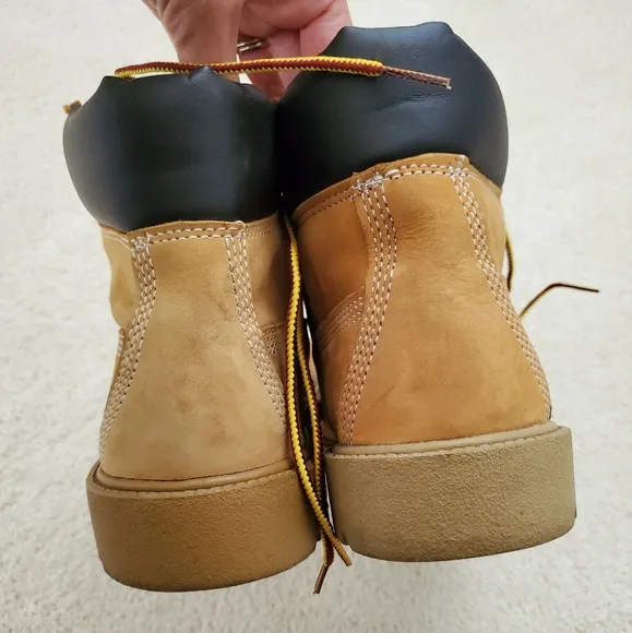 Timberland Classic Lace-up Waterproof Boots sz5