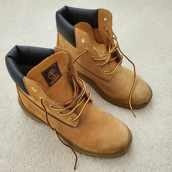 Timberland Classic Lace-up Waterproof Boots sz5