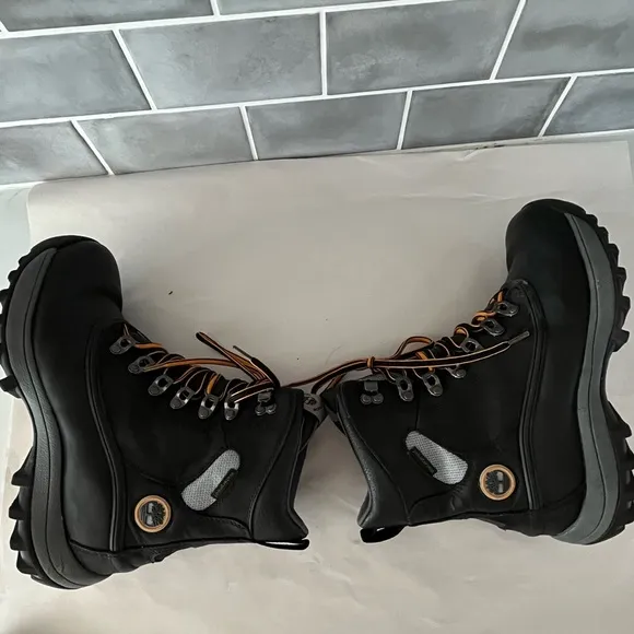 TIMBERLAND OUTDOOR PERFORMANCE WATERPROOF LEATHER BOOTS MENS SIZE 7.5