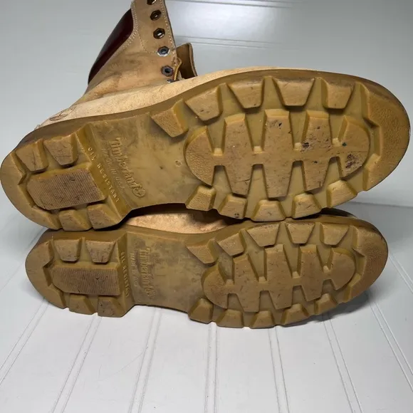 Timberland Tan and Brown High-Top Boots with Rugged Sole vintage USA