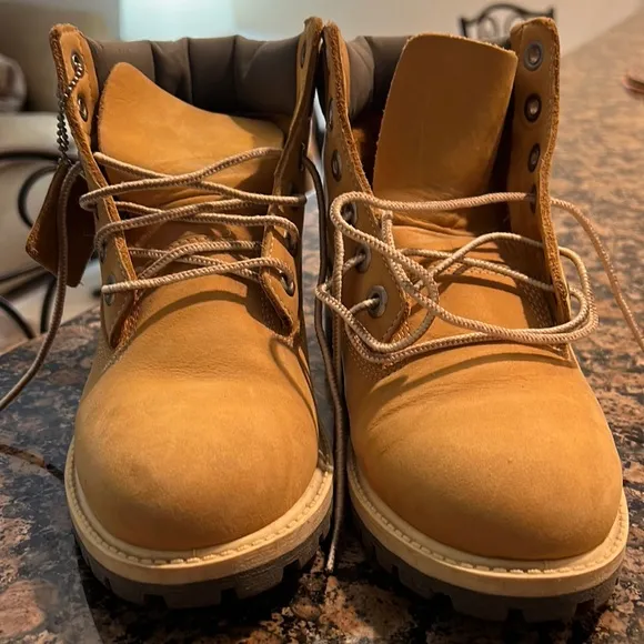 Timberlands Big Kids waterproof boots