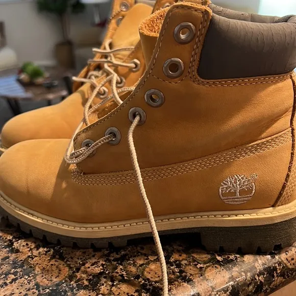 Timberlands Big Kids waterproof boots