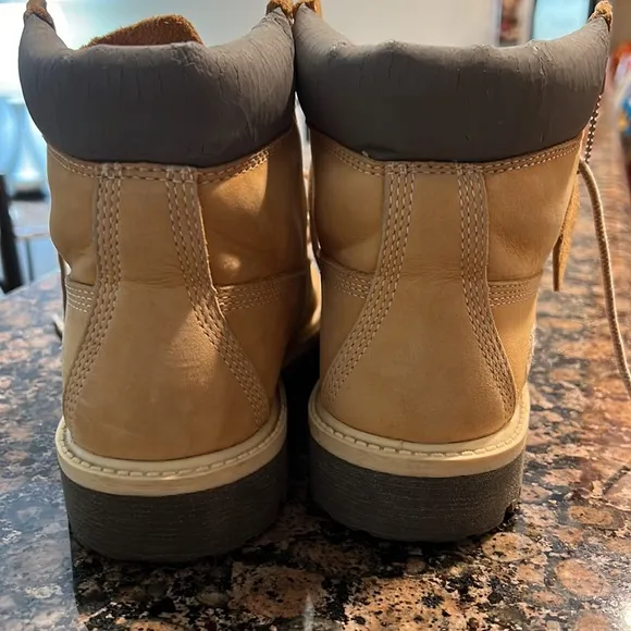 Timberlands Big Kids waterproof boots