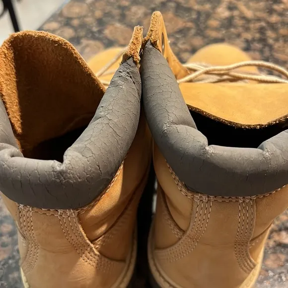 Timberlands Big Kids waterproof boots