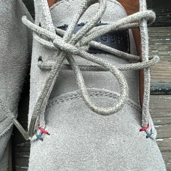 Tommy Hilfiger TMSTEN-R Men's Leather Casual Chukka Gray Boots Size 8.5