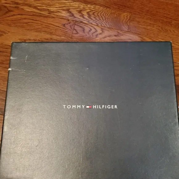 Tommy Hilfiger Womens Shoes