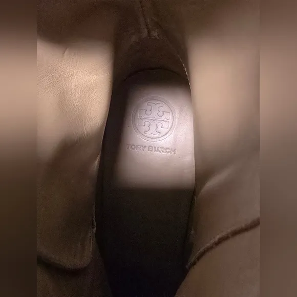 Tory Burch Kira Bootie Tan/Tan  size 8M C24002