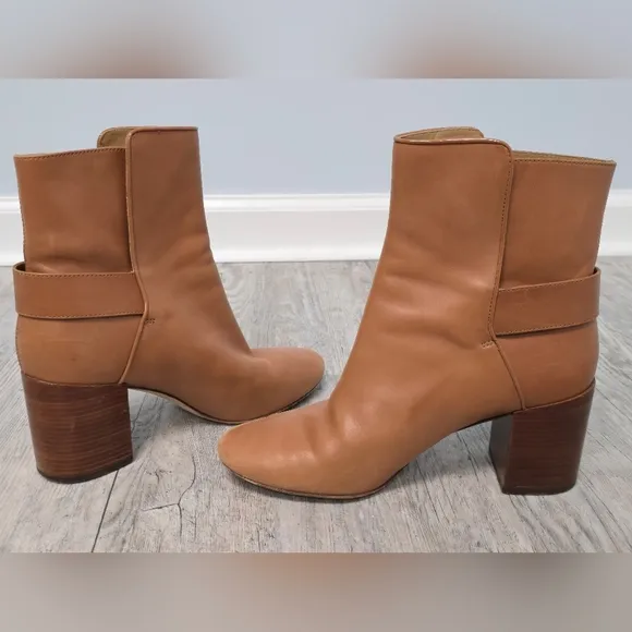 Tory Burch Kira Bootie Tan/Tan  size 8M C24002
