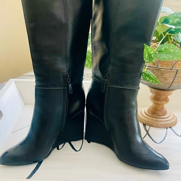 TORY BURCH Linette Smooth Leather Tall Black Wedge Knee High Riding Boots 8.5