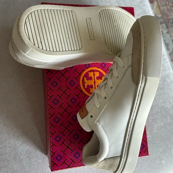 Tory Burch Men's White and Tan Sneakers