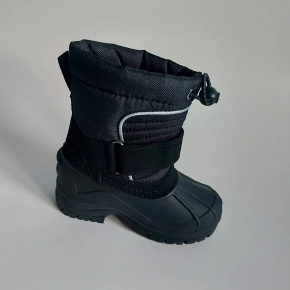 Totes Taelor toddlers Boys waterprof winter boots black size 5