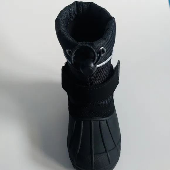 Totes Taelor toddlers Boys waterprof winter boots black size 5