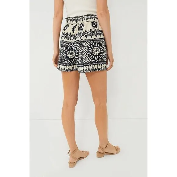 Tuckernuck Love the Label Dagmar Ivory and Navy Printed Ramona Shorts Size XS