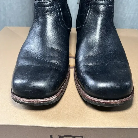 UGG Bellevue Women's Black Leather 9 Sheepskin Lined Boots MSRP $249 Box Riding