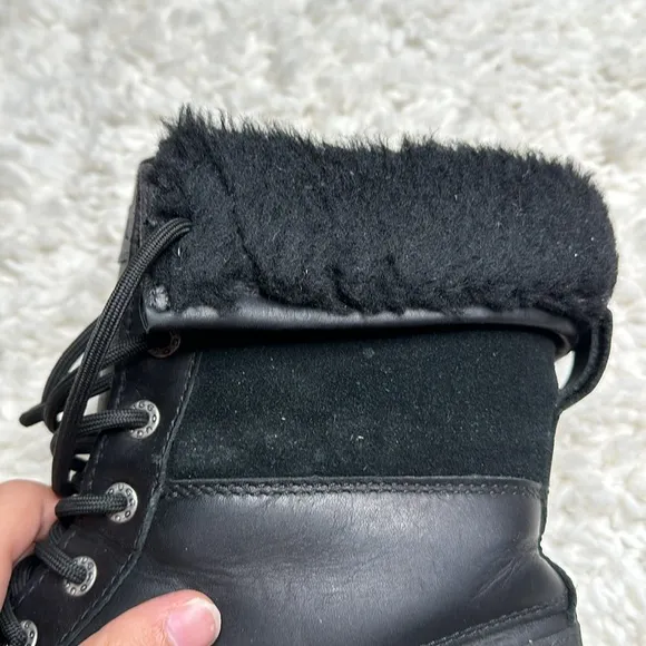 Ugg Butte Men’s Sherpa Rubber Tie Up Taller Boots Winter Used